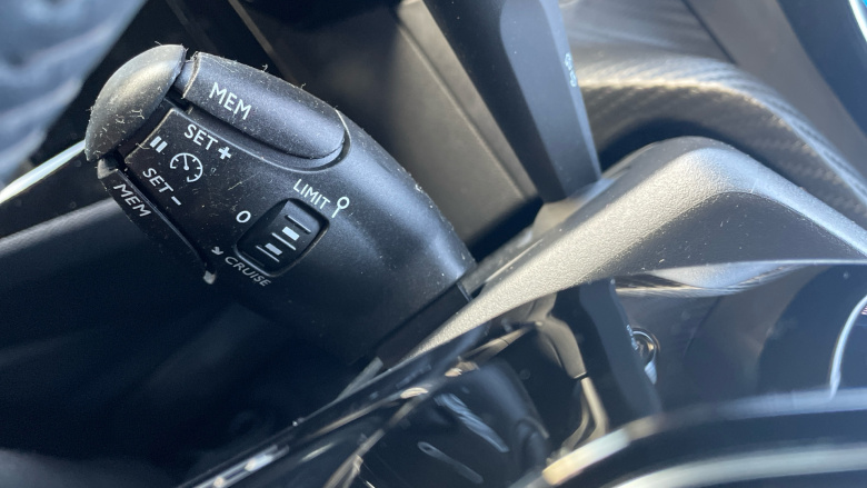 Peugeot 2008 1.2 PureTech Allure Premium+ 5dr Petrol Estate